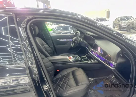 2023 BMW 740 I z USA, uszkodzony, nr VIN WBA23EH0XPCN49373